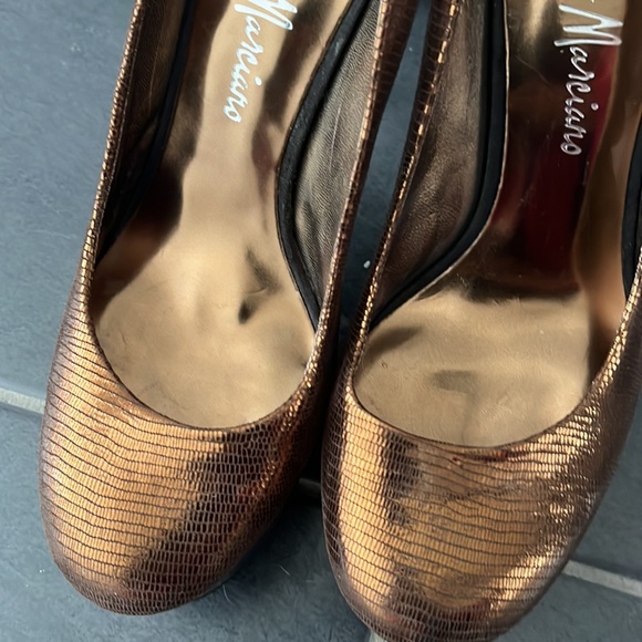 Marciano High Heels size 6.5 - Picture 4 of 5